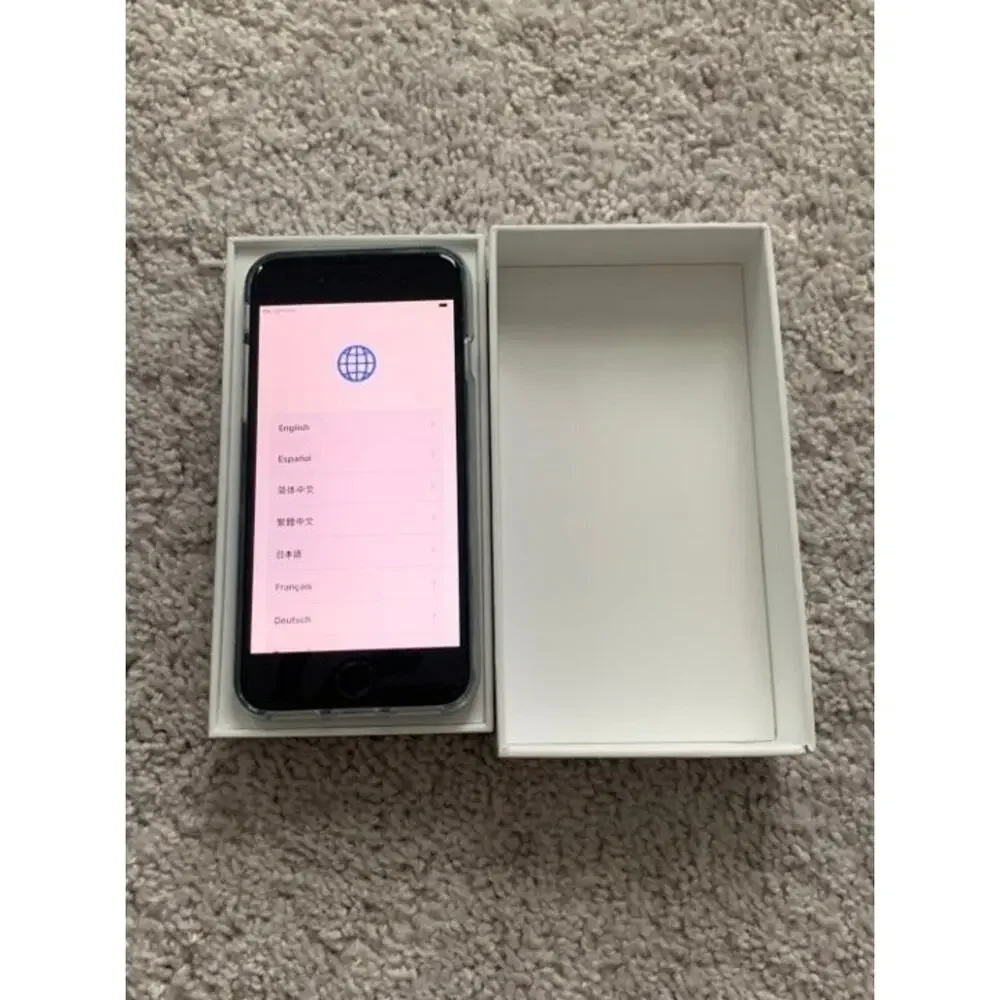 Apple iPhone SE 2nd gen (64GB)-White (unlocked)